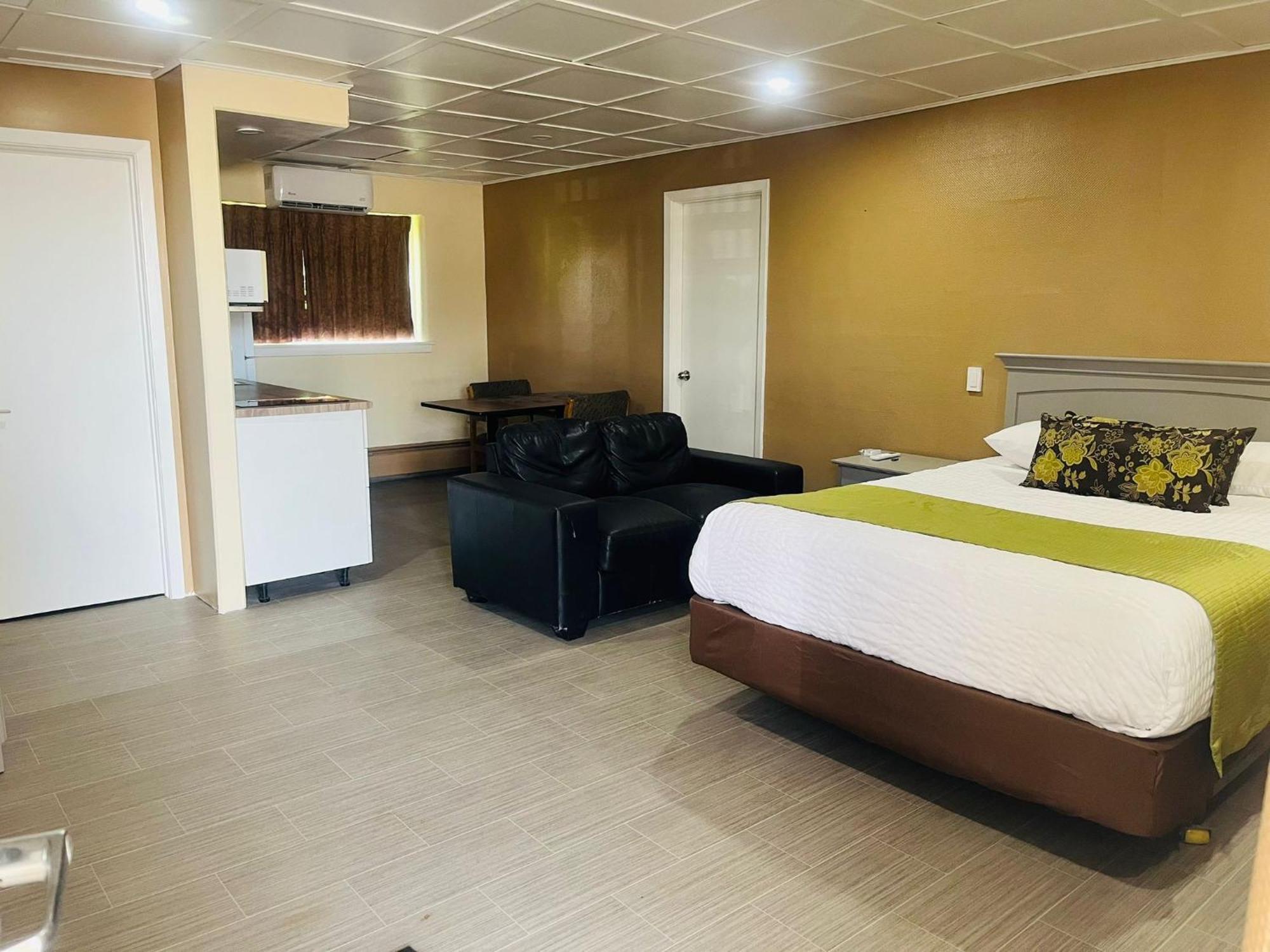 Travelodge By Wyndham Moose Jaw Luaran gambar